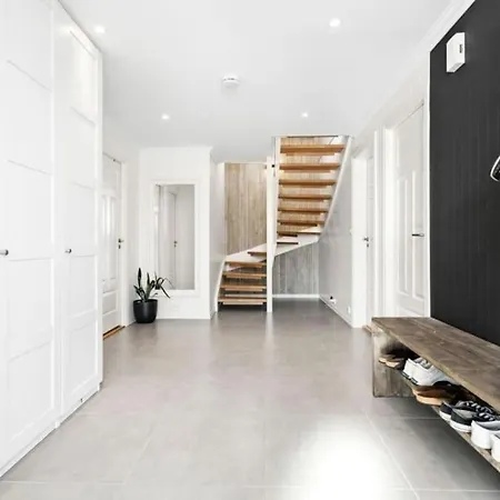 度假居 Hus Pa Idylliske Flekkeroy *