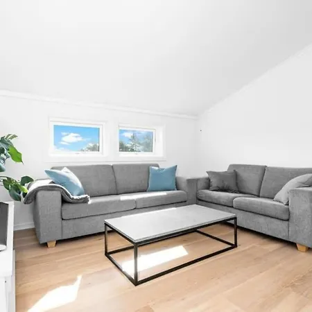 Hus Pa Idylliske Flekkeroy 度假居 克里斯蒂安桑