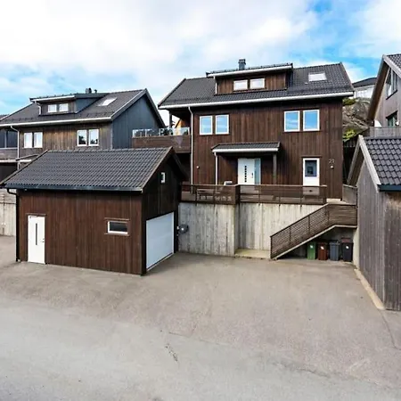 Semesterbostad Hus Pa Idylliske Flekkeroy *